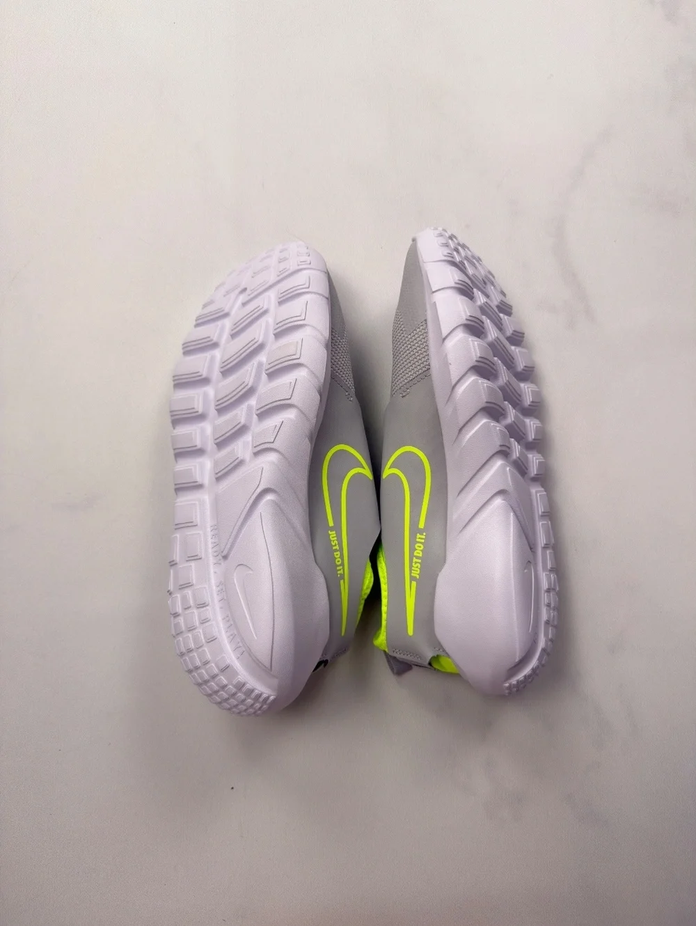 Nike these slip